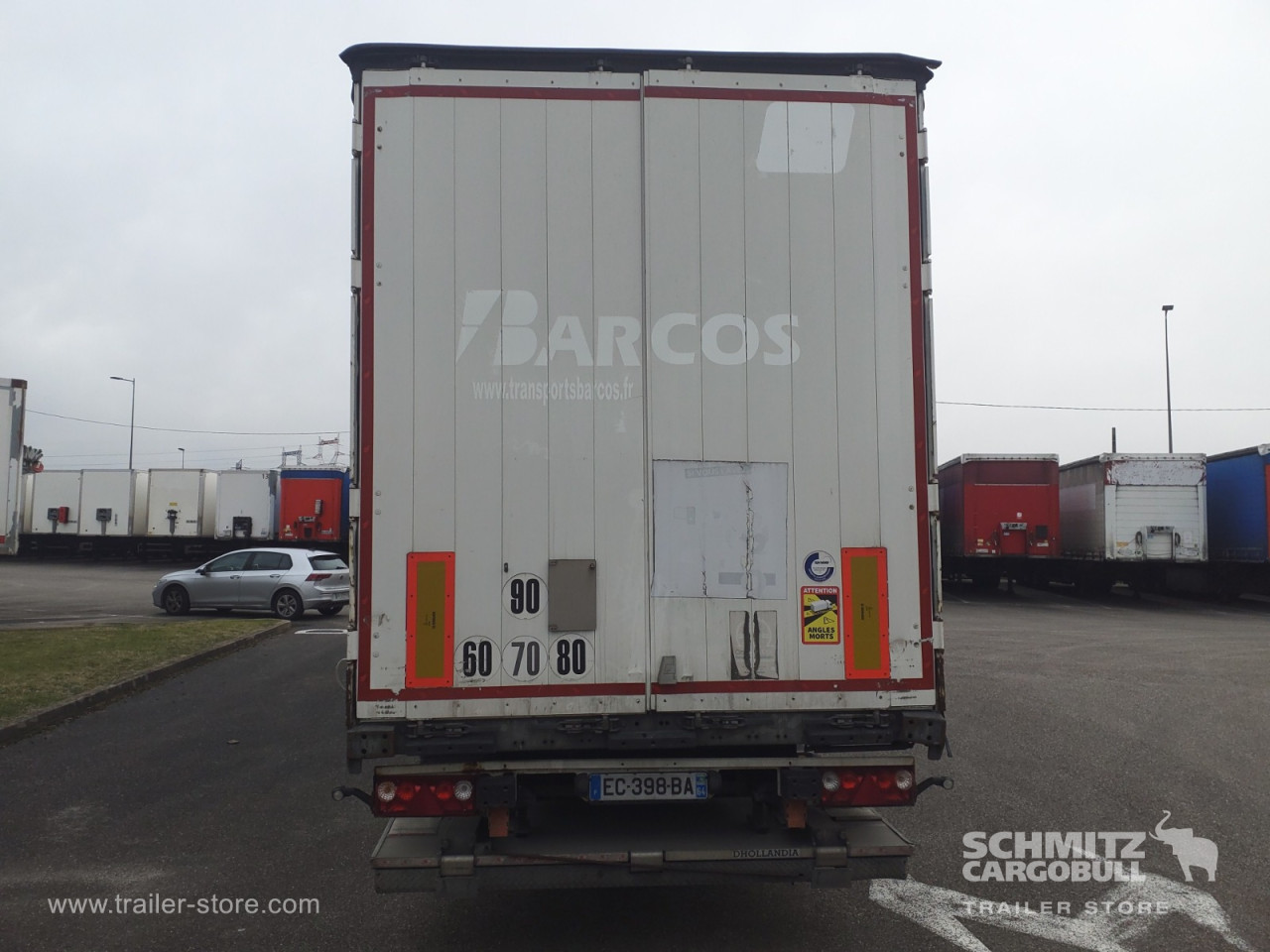 Schmitz Cargobull Semitrailer Curtainsider Standard Hayon 