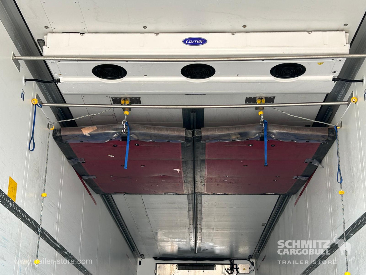 Schmitz Cargobull Reefer Multitemp Taillift 