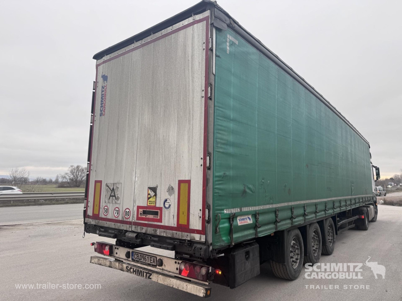 Schmitz Cargobull Curtainsider Mega 