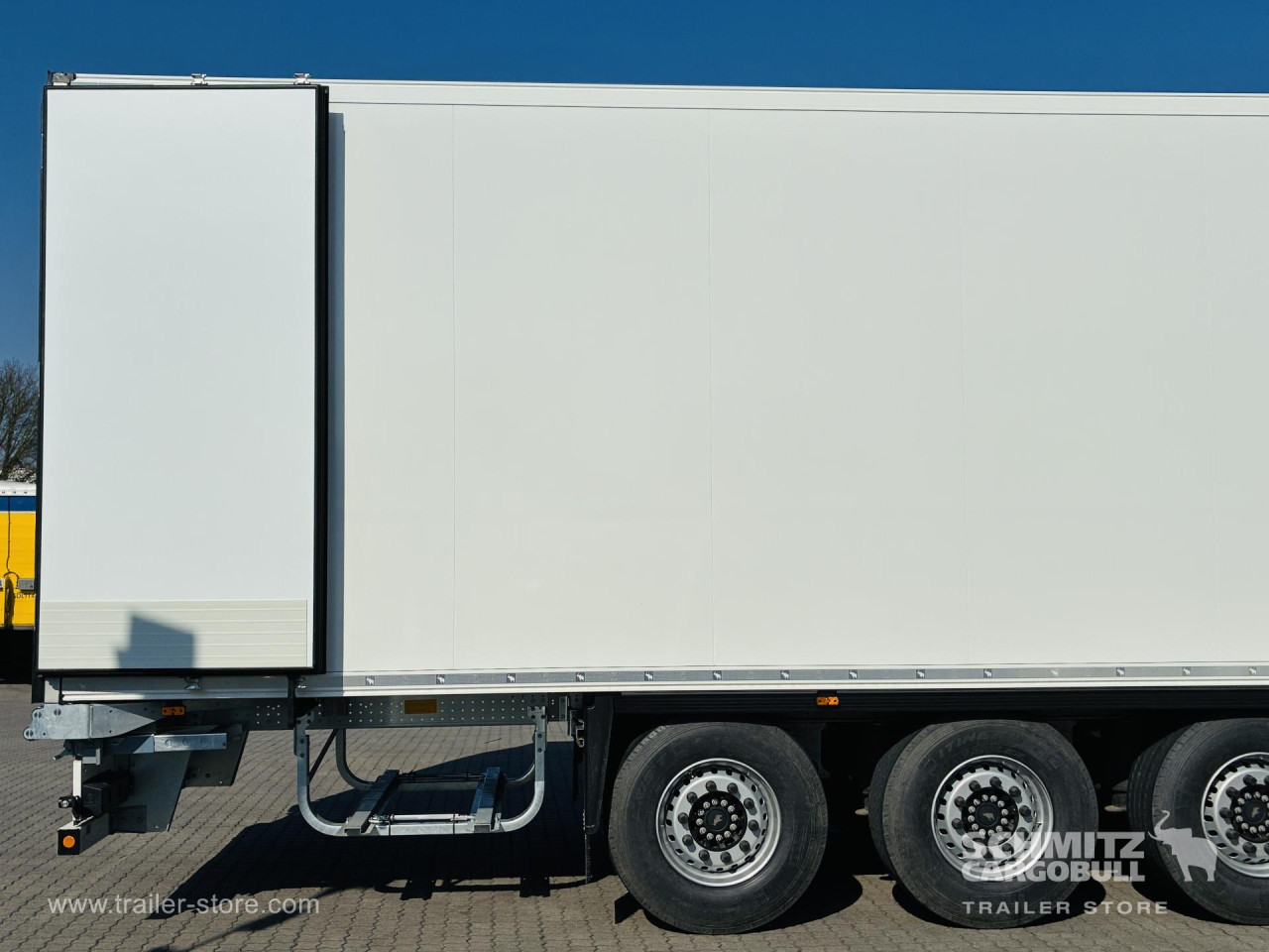 Schmitz Cargobull Tiefkühler Standard Doppelstock Trennwand 