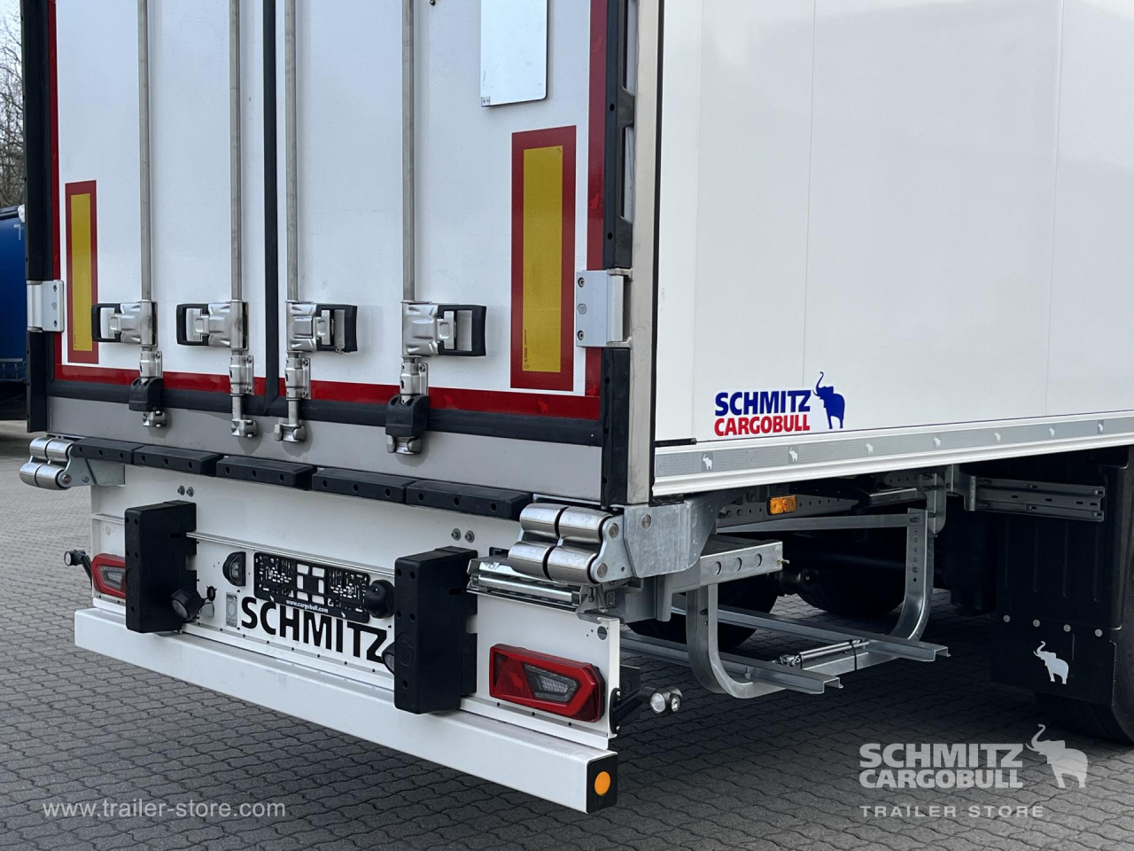 Schmitz Cargobull Tiefkühler Standard Doppelstock Trennwand 