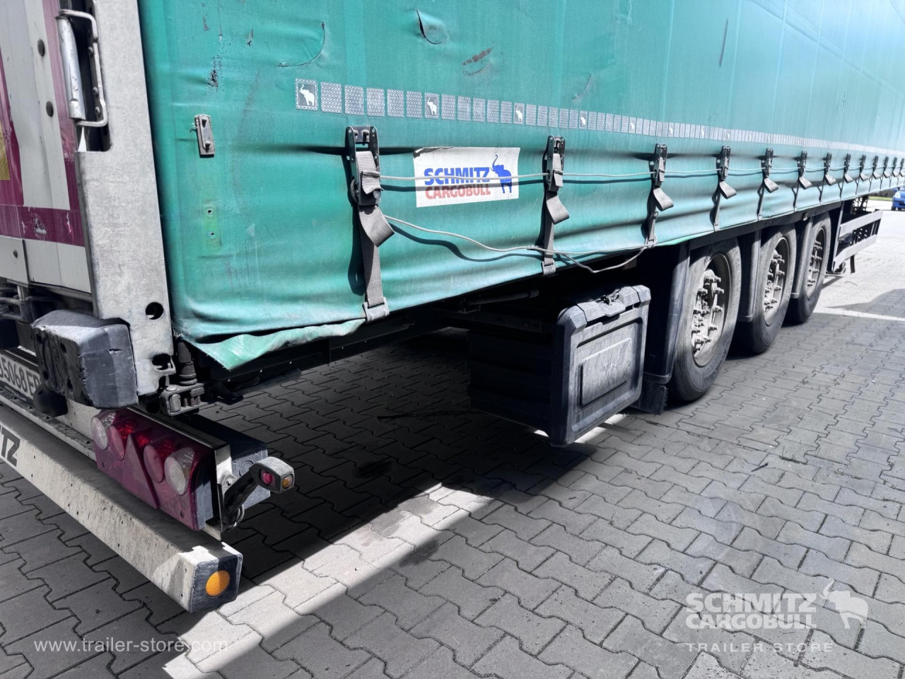 Schmitz Cargobull Curtainsider Mega 
