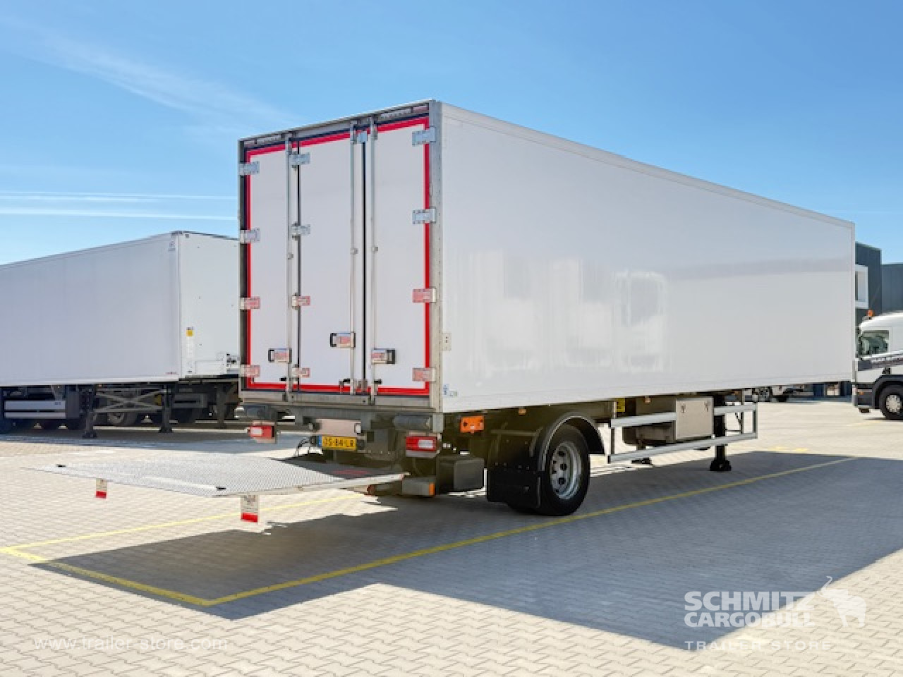 SOR IBERICA Oplegger Vries Multitemp Taillift 