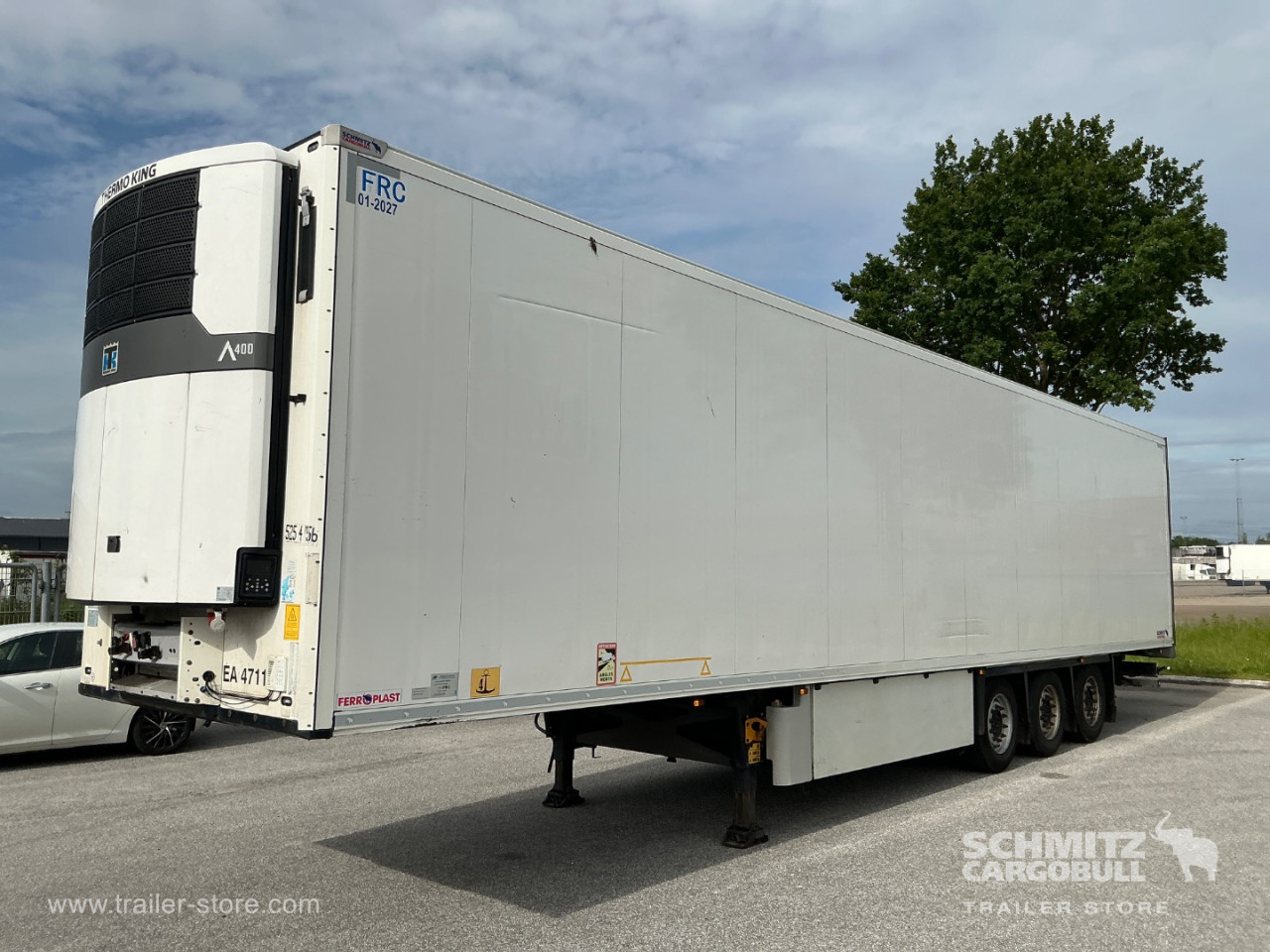 Schmitz Cargobull Reefer Meat hanging system 