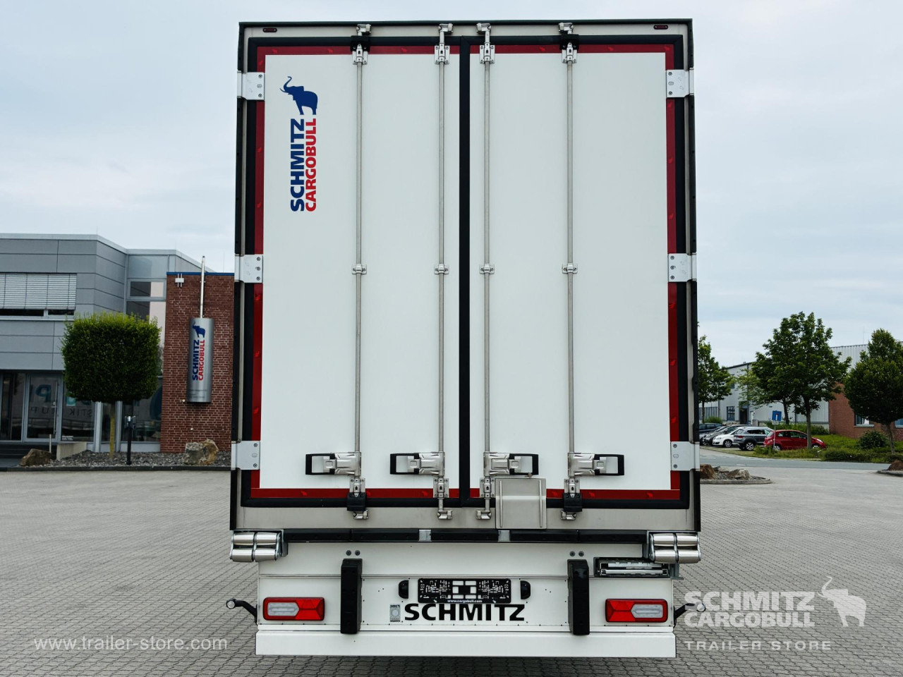Schmitz Cargobull Tiefkühler Multitemp Doppelstock Trennwand 