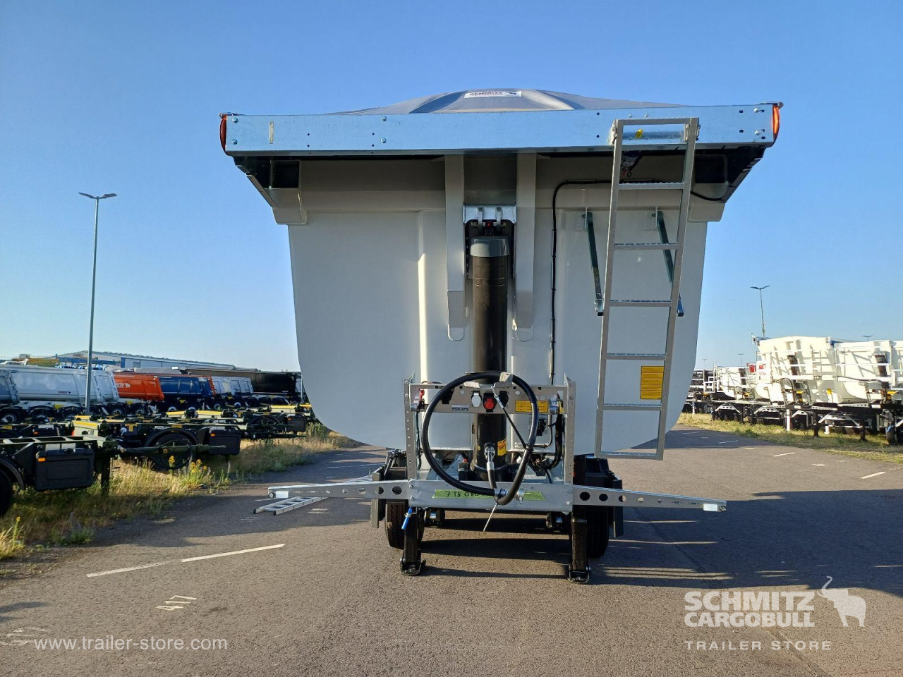Schmitz Cargobull Kipper Stahlrundmulde 28m³ 