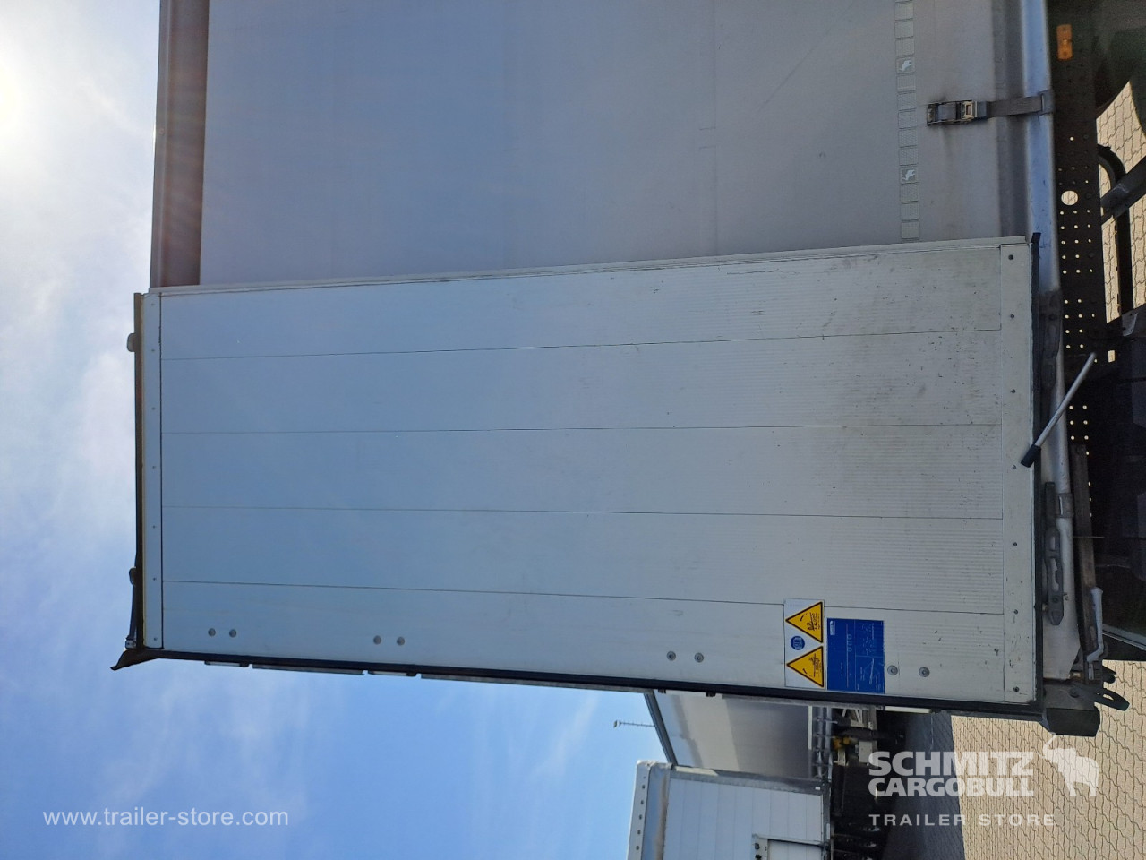 Schmitz Cargobull Curtainsider Standard Getränke 