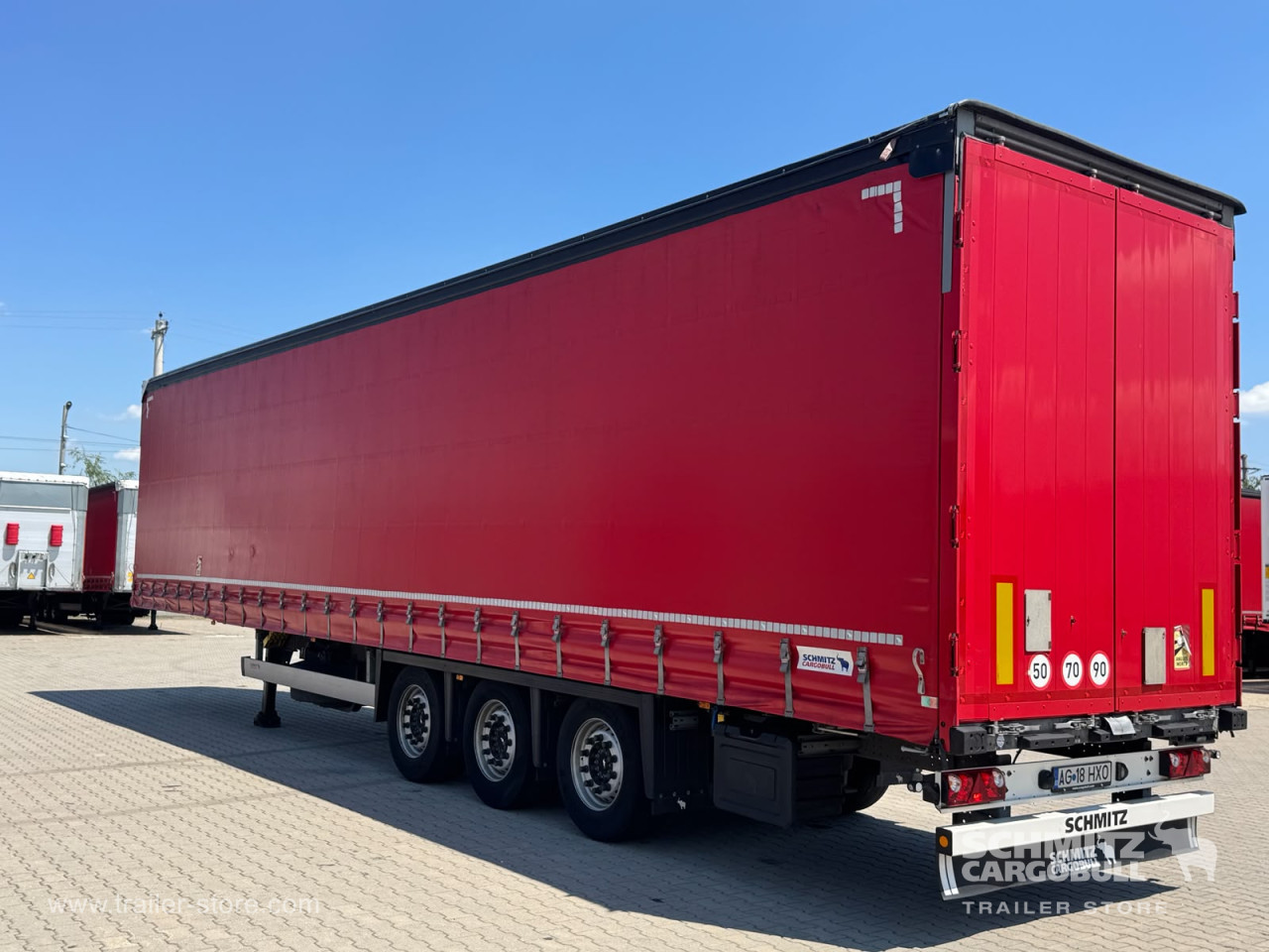 Schmitz Cargobull Curtainsider Mega 