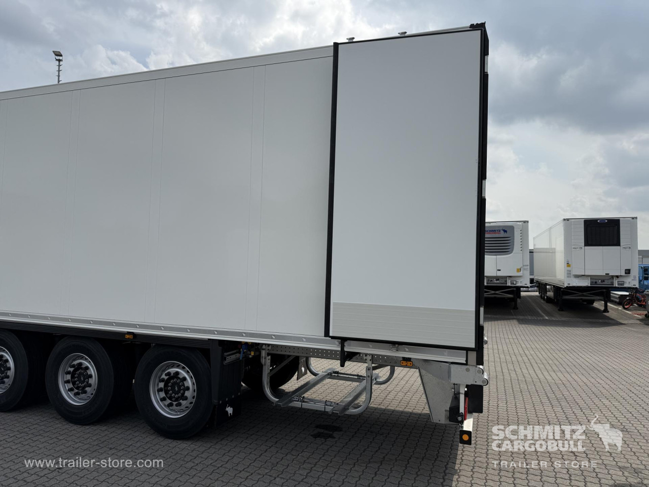 Schmitz Cargobull Tiefkühler Standard Doppelstock Trennwand 