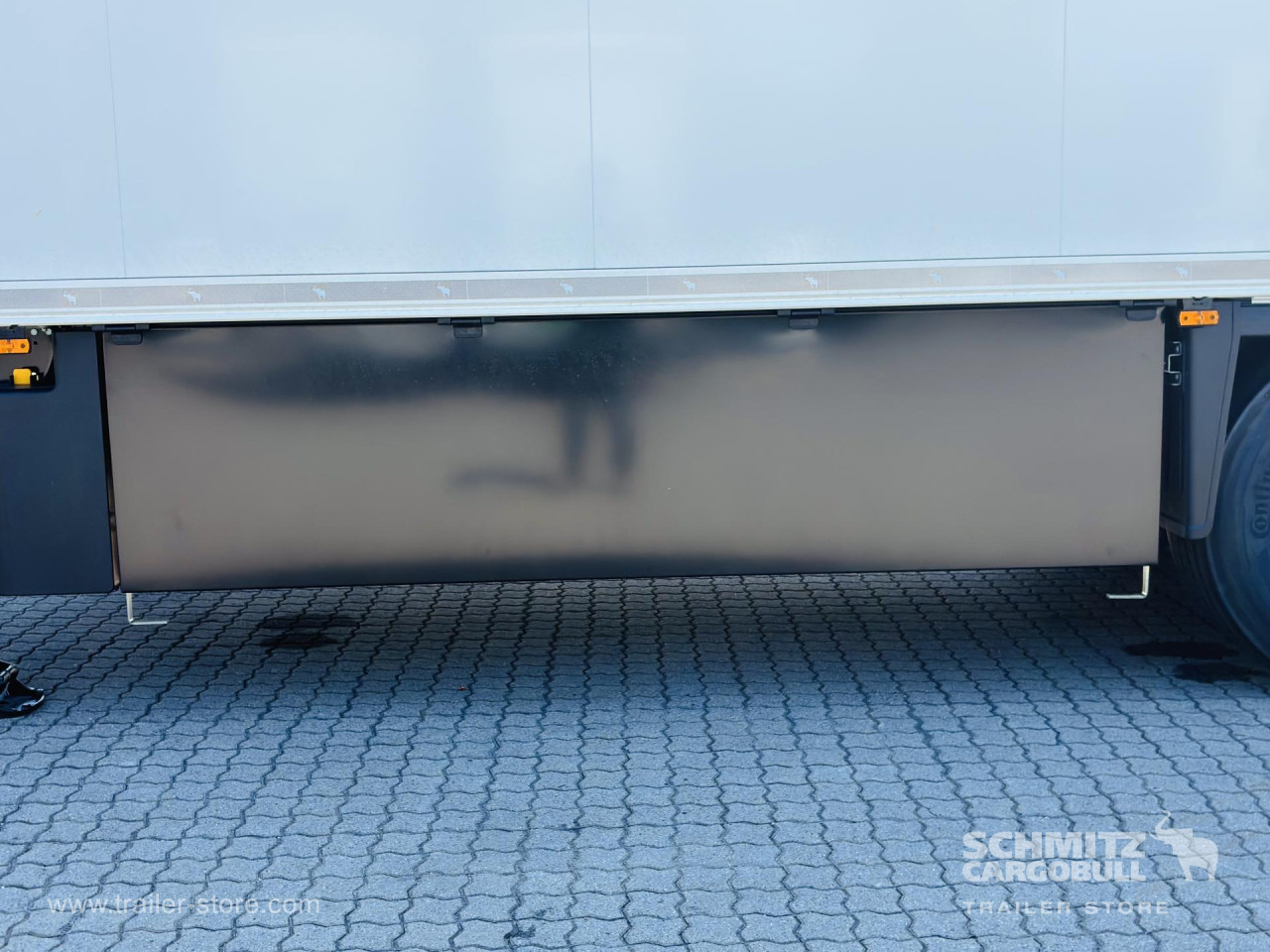 Schmitz Cargobull Tiefkühler Standard Doppelstock Trennwand 