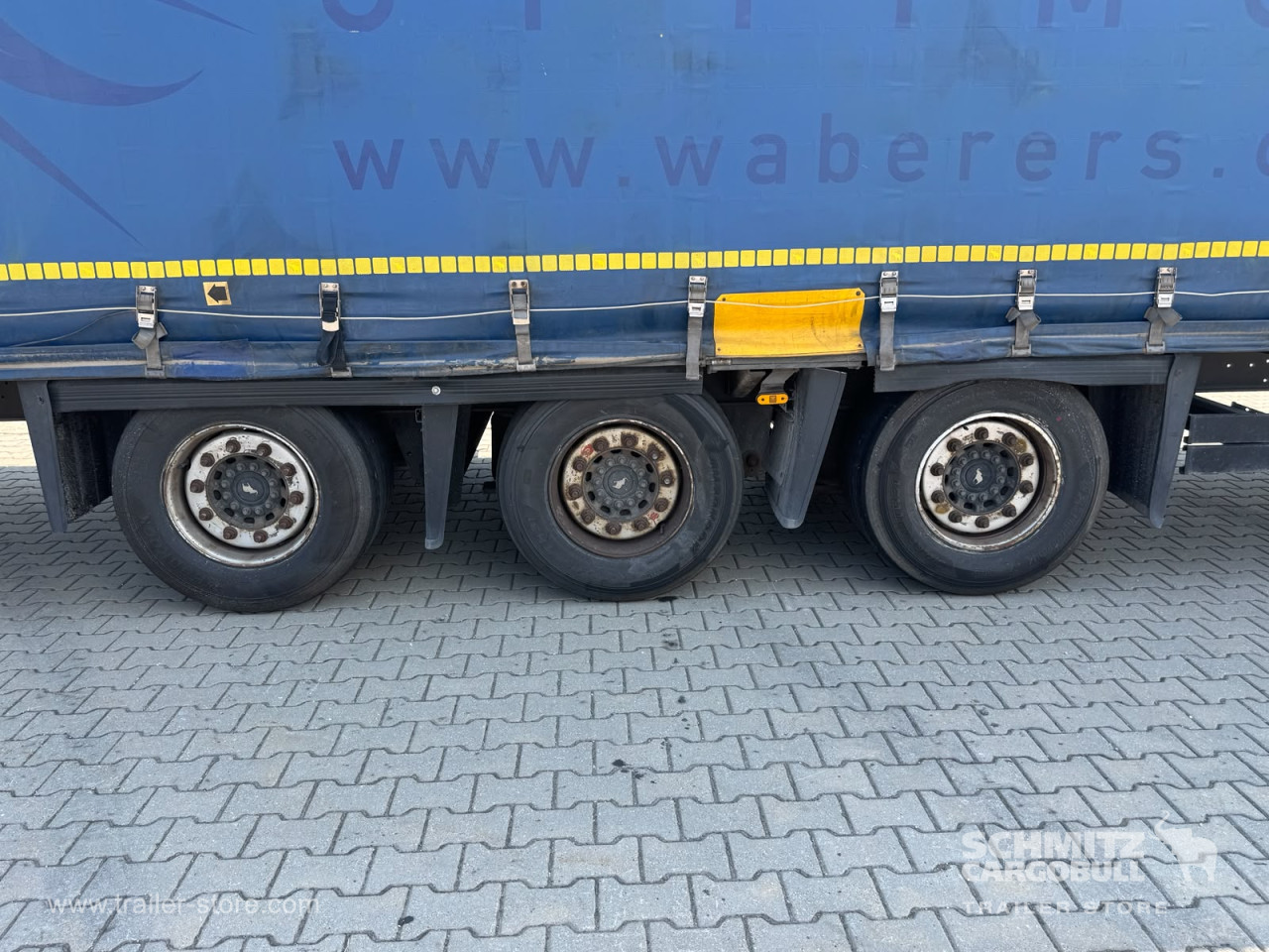Schmitz Cargobull Curtainsider Mega 