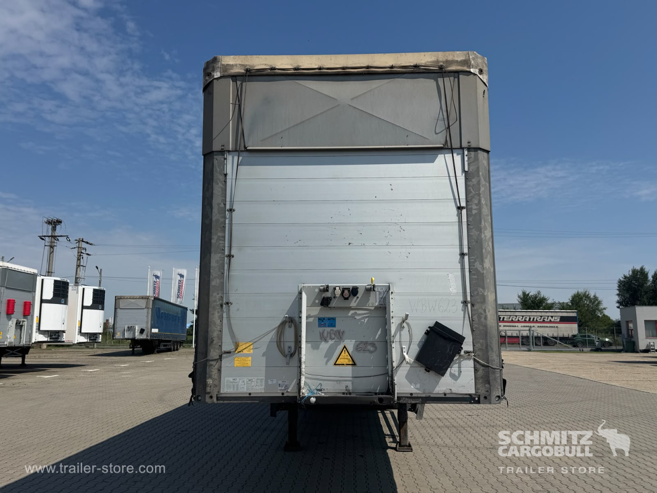 Schmitz Cargobull Curtainsider Mega 