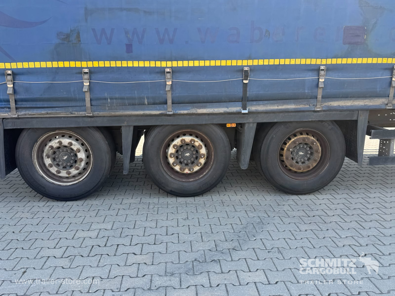 Schmitz Cargobull Curtainsider Mega 