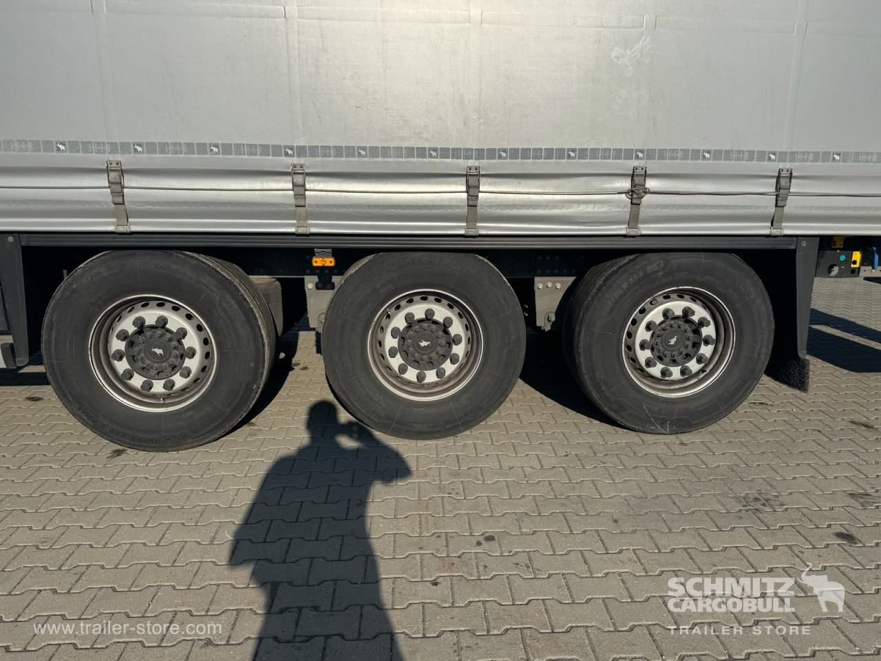 Schmitz Cargobull Curtainsider Standard 