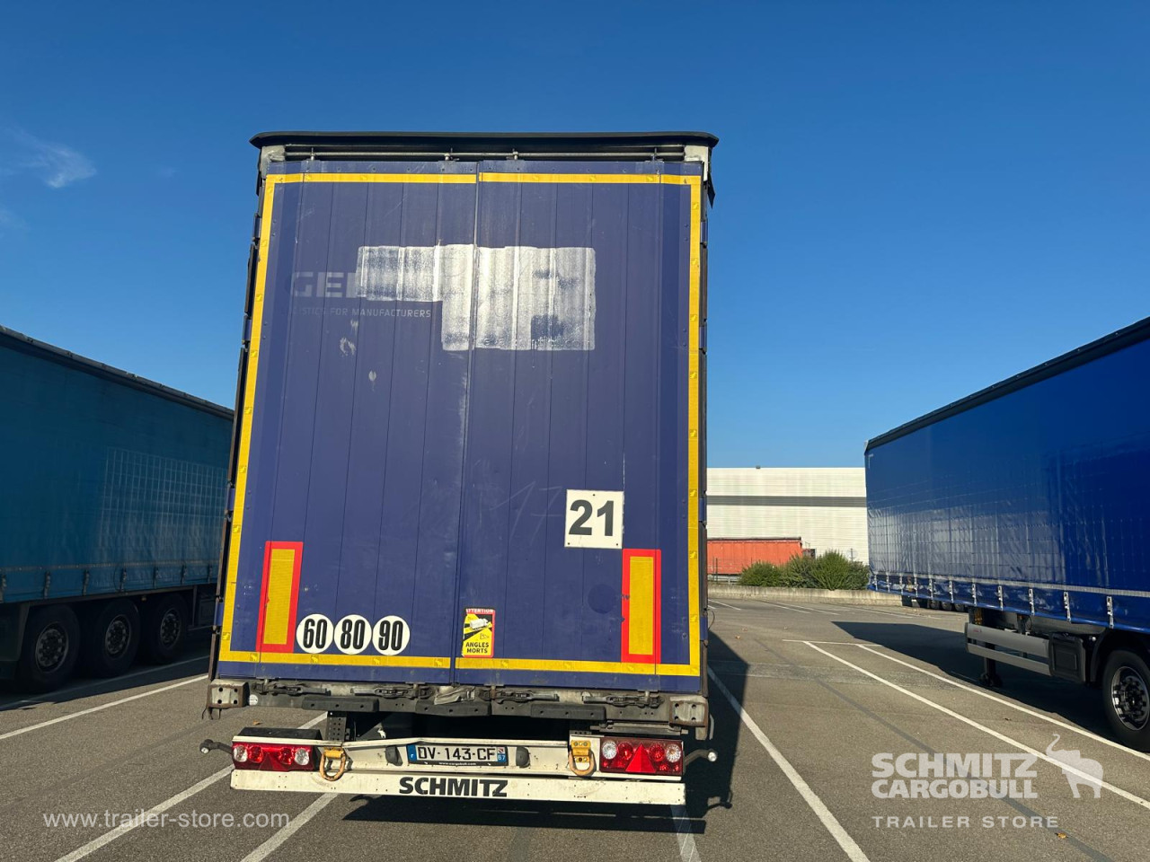 Schmitz Cargobull Semitrailer Curtainsider Mega 