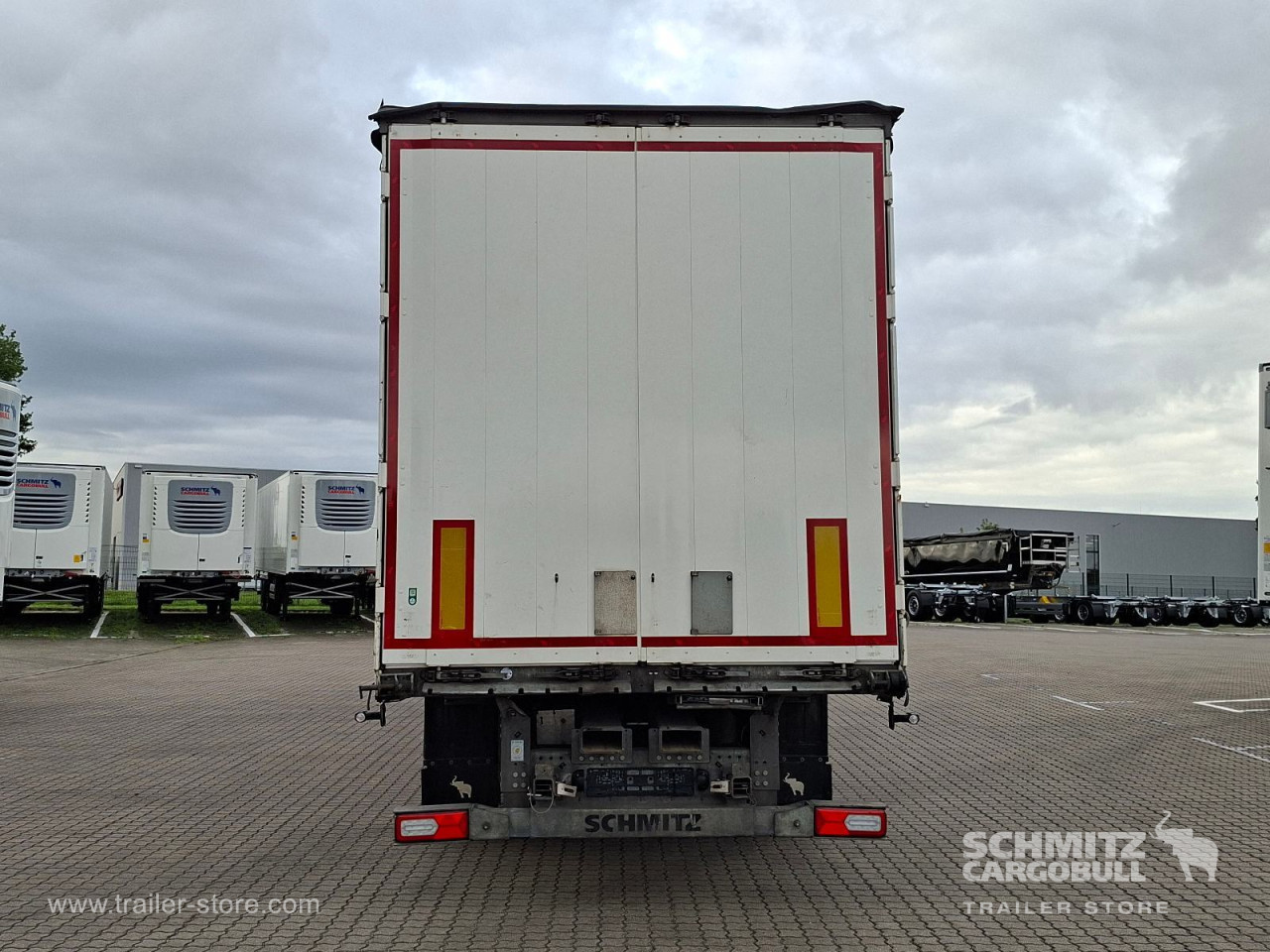 Schmitz Cargobull Curtainsider Standard Staplerhalterung 