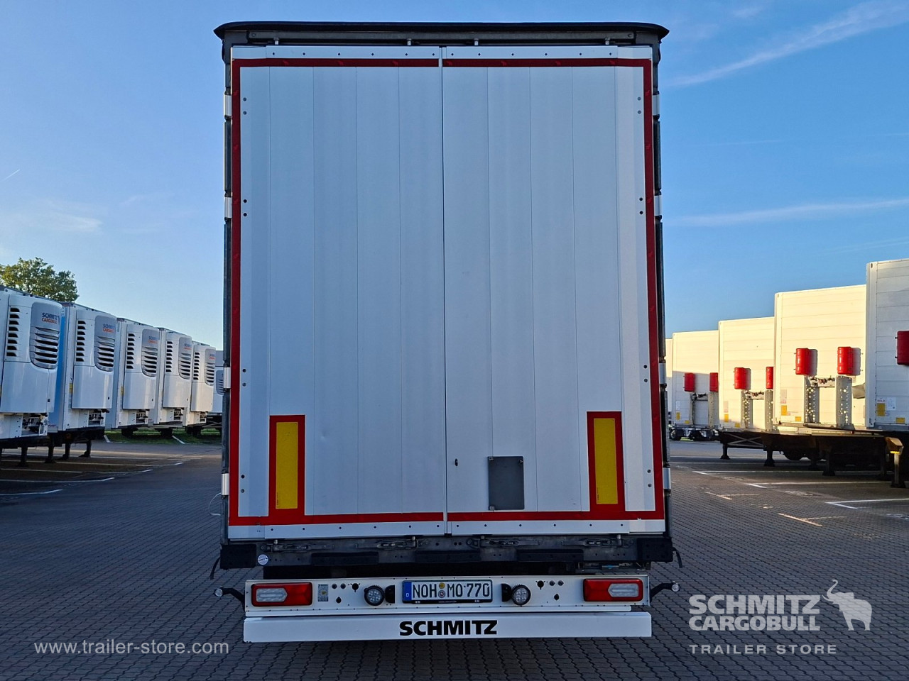 Schmitz Cargobull Curtainsider Mega 