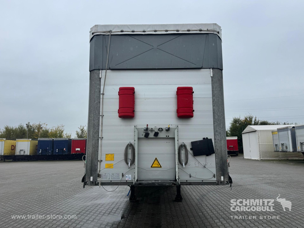 Schmitz Cargobull Curtainsider Mega 