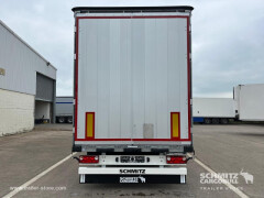 Schmitz Cargobull Curtainsider Mega 