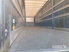 Schmitz Cargobull Curtainsider Standard Getränke 