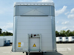 Schmitz Cargobull Curtainsider Mega Getränke 