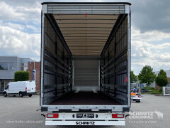 Schmitz Cargobull Curtainsider Mega Getränke 