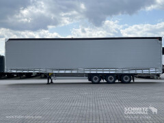 Schmitz Cargobull Curtainsider Mega Getränke 