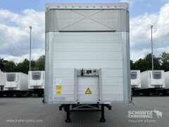 Schmitz Cargobull Curtainsider Mega Getränke 