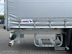 Schmitz Cargobull Curtainsider Standard Getränke 
