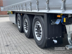 Schmitz Cargobull Curtainsider Standard Getränke 