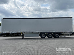 Schmitz Cargobull Curtainsider Standard Getränke 