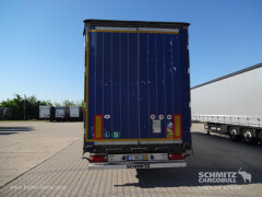 Schmitz Cargobull Curtainsider Mega 