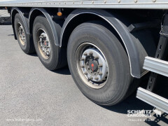 FRUEHAUF Semitrailer Dryfreight Standard Porte relevante 