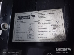 Schmitz Cargobull Tiefkühler Multitemp Doppelstock Trennwand 