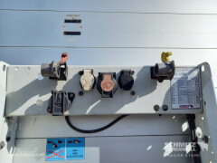 Schmitz Cargobull Curtainsider Mega Getränke 