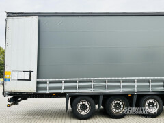 Schmitz Cargobull Curtainsider Mega Getränke 