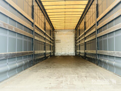Schmitz Cargobull Curtainsider Mega Getränke 