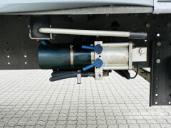 Schmitz Cargobull Curtainsider Mega Getränke 