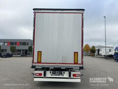 Schmitz Cargobull Curtainsider Standard Getränke 
