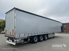 Schmitz Cargobull Curtainsider Standard Getränke 