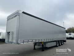 Schmitz Cargobull Curtainsider Standard Getränke 