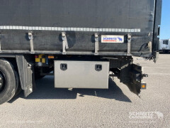 Schmitz Cargobull Curtainsider Varios 