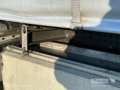 Schmitz Cargobull Curtainsider Standard , Folding wall right 