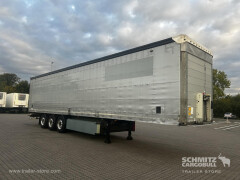 Schmitz Cargobull Curtainsider Standard Getränke 