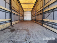 Schmitz Cargobull Curtainsider Mega Getränke 