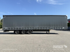 Schmitz Cargobull Curtainsider Mega Getränke 