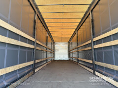 Schmitz Cargobull Curtainsider Mega Getränke 
