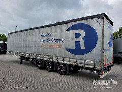 Schmitz Cargobull Curtainsider Mega Getränke 