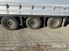 Schmitz Cargobull Curtainsider Mega 