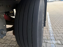 Schmitz Cargobull Oplegger Vries Standard Roller shutter door 